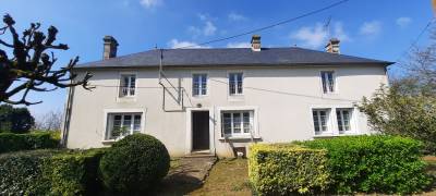 Propriété idéale chevaux- 2,2 ha – 10 mn FONTENAY LE C.