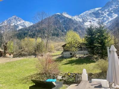 CHALET ET GRAND TERRAIN VALLÉE DE CHAMONIX