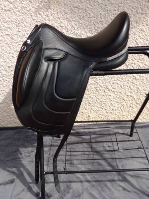 Selle Dressage Devoucoux Makila Harmonie S 17'5