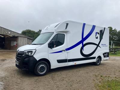 Camion pour chevaux Theault - TO 697