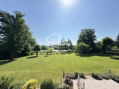 Charmante maison avec écurie et carrière, à deux pas de Fonta