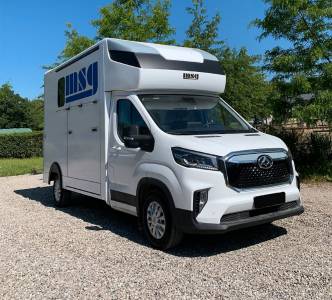 MAXUS DELIVER 9 LUXURY MSG STALLION LIGHT