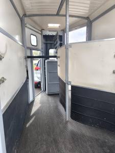 Van I FOR WILLIAMS