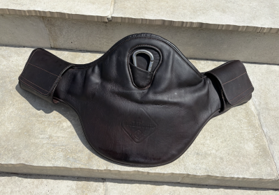 Sangle Courte Bavette LeMieux Gel-tek Anatomic 60cm