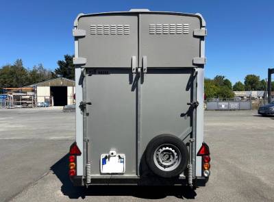 À louer : Van Ifor Williams 2 places