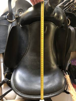Selle randonn&eacute;e en cuir + Tapis