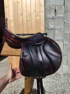 Selle monoquartier sellerie c&ocirc;te basque 18