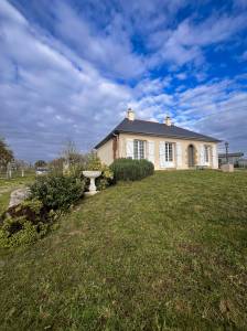 Proche de Vitr&eacute;