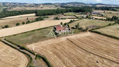 Charmante fermette isol&eacute;e secteur Gueugnon