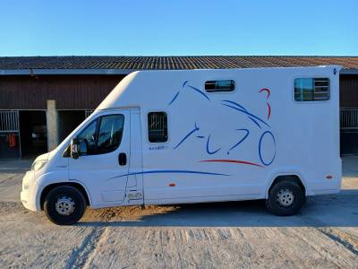 Vends camion VL Fiat Ducato excellent &eacute;tat / 180Ch 
