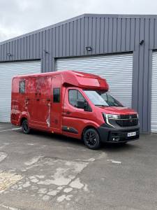 Camion Vl chevaux BVA AKX 