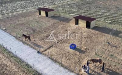 Opportunit&eacute; d'installation et lieu de vie pr&egrave;s de P&eacute;z&eacute;nas et