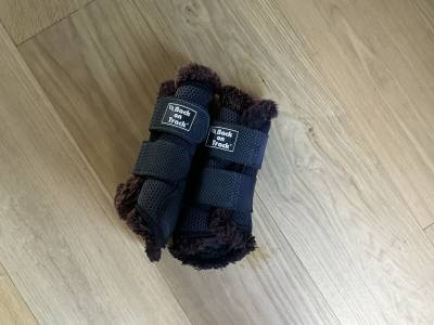 Gu&ecirc;tres back on track noires 