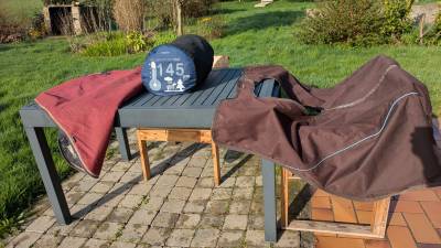 Couverture + couvre cou + couvre reins imperm&eacute;ables