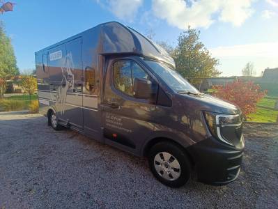 LOCATION CAMION 2 CHEVAUX 