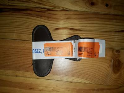 T de croupi&egrave;re marron