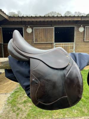 Selle d'obstacle Paul des Adh&eacute;mar