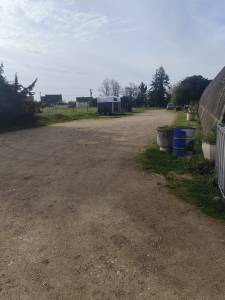 Vend petite structure &eacute;questre avec habitation 