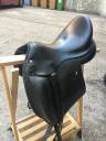 Selle de dressage 