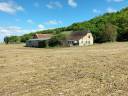 AV corps de ferme sur 20 hectares .