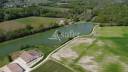Demeures de CHARME avec ETANG + 50 hectares de terres agricoles