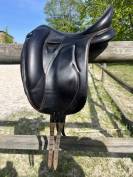 Selle dressage Devoucoux 17''