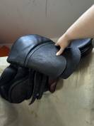 Selle mixte Stubben Siegfried II noire et fauve T.17,5/