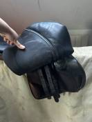Selle mixte Stubben Siegfried II noire et fauve T.17,5/