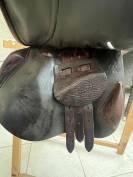 Selle Herv&eacute; Godignon 18 pouces 