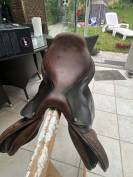 Selle Herv&eacute; Godignon 18 pouces 
