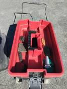Vends bo&icirc;te de pansage 