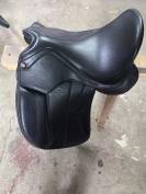 Selle de dressage