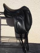 Selle Dressage Devoucoux Makila Lab 17'5