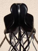 Selle Dressage Devoucoux Mendia 18' petit prix 