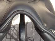 Selle Dressage Antares &eacute;tat neuf 17'5