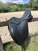 Selle dressage ikonik 