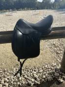 Selle de dressage