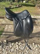 Selle de dressage