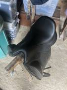 Selle dressage antares signatures 17,5 noir 