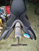 Selle Wintec jump 500 - 17 pouces 