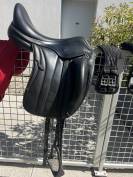 Selle de dressage &Eacute;quipe Viktoria 17,5