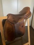 Selle d&rsquo;obstacle Antar&egrave;s Alta&iuml;r 17,5 pouces