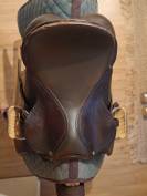 Selle d'obstacle en cuir brun
