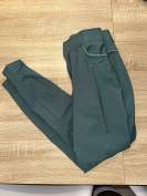 Pantalon ride and rug