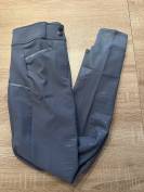 Pantalon ride and rug 