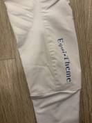 Pantalon blanc et bleu 