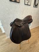 Selle ANTARES mod&egrave;le contact 17 pouces 