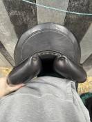 Selle de dressage 
