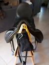 Selle de dressage &Eacute;quipe Emporio 17 P &eacute;quivaut &agrave;  17,5