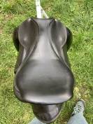 Selle forestier dressage 17